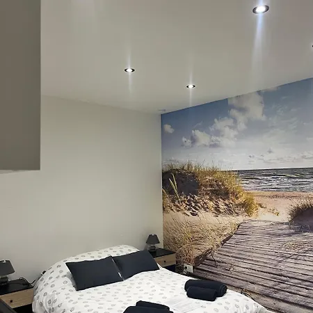 アパート Le Peronne-3 *